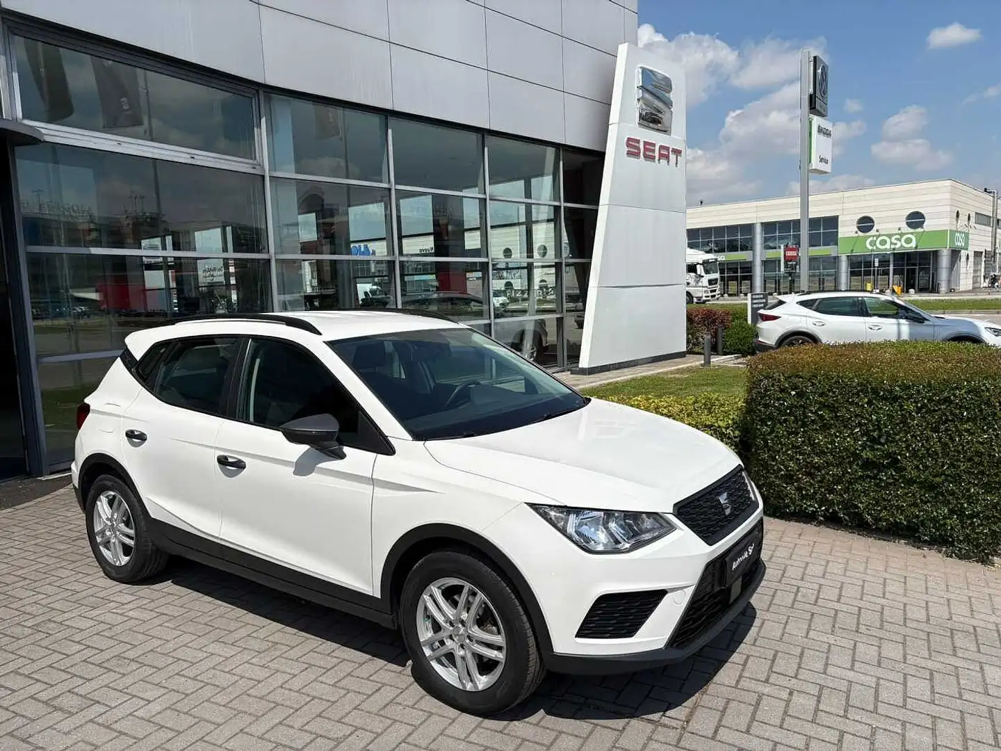 SEAT Arona 1.0 TGI Reference NEOPATENTATI Bianco - 1