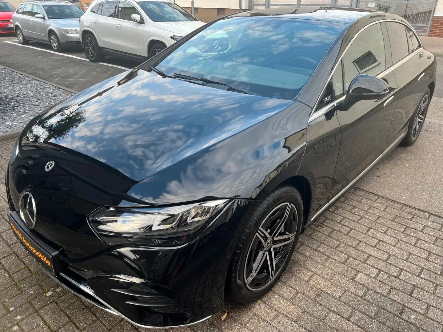 Mercedes-Benz EQE 300 AMG! BURMESTER! DISTR.! MEMORY! KAMERA! Noir - 1