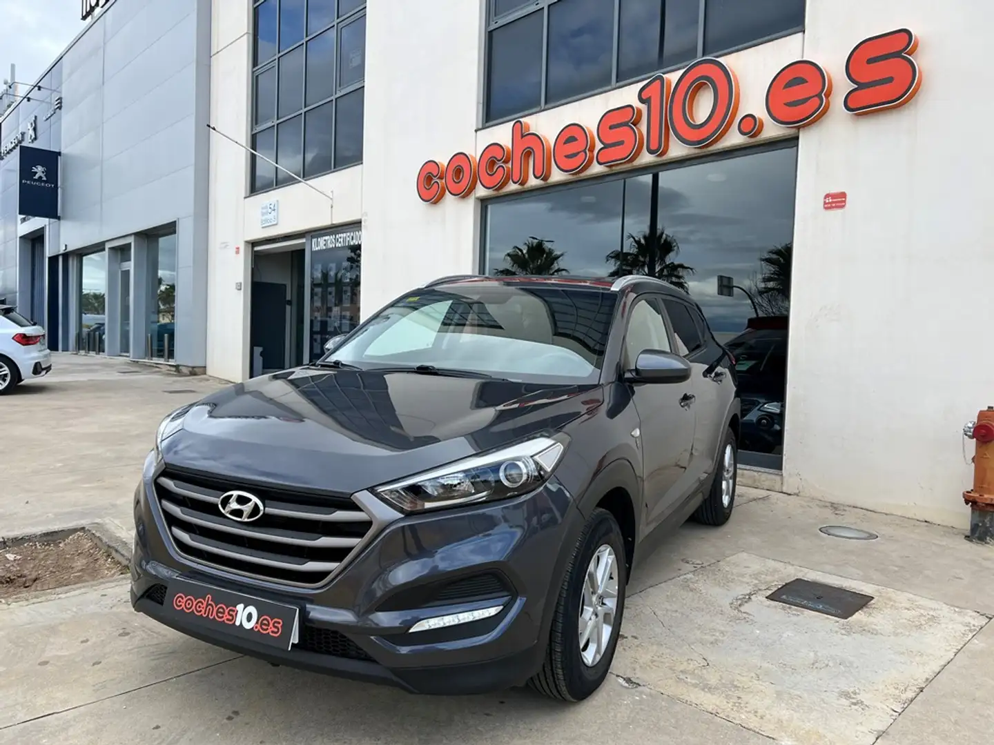 Hyundai TUCSON 1.6 GDI BE Essence 4x2 Grau - 1
