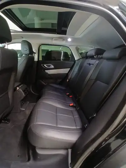 Land Rover Range Rover Velar 2025, foto 6