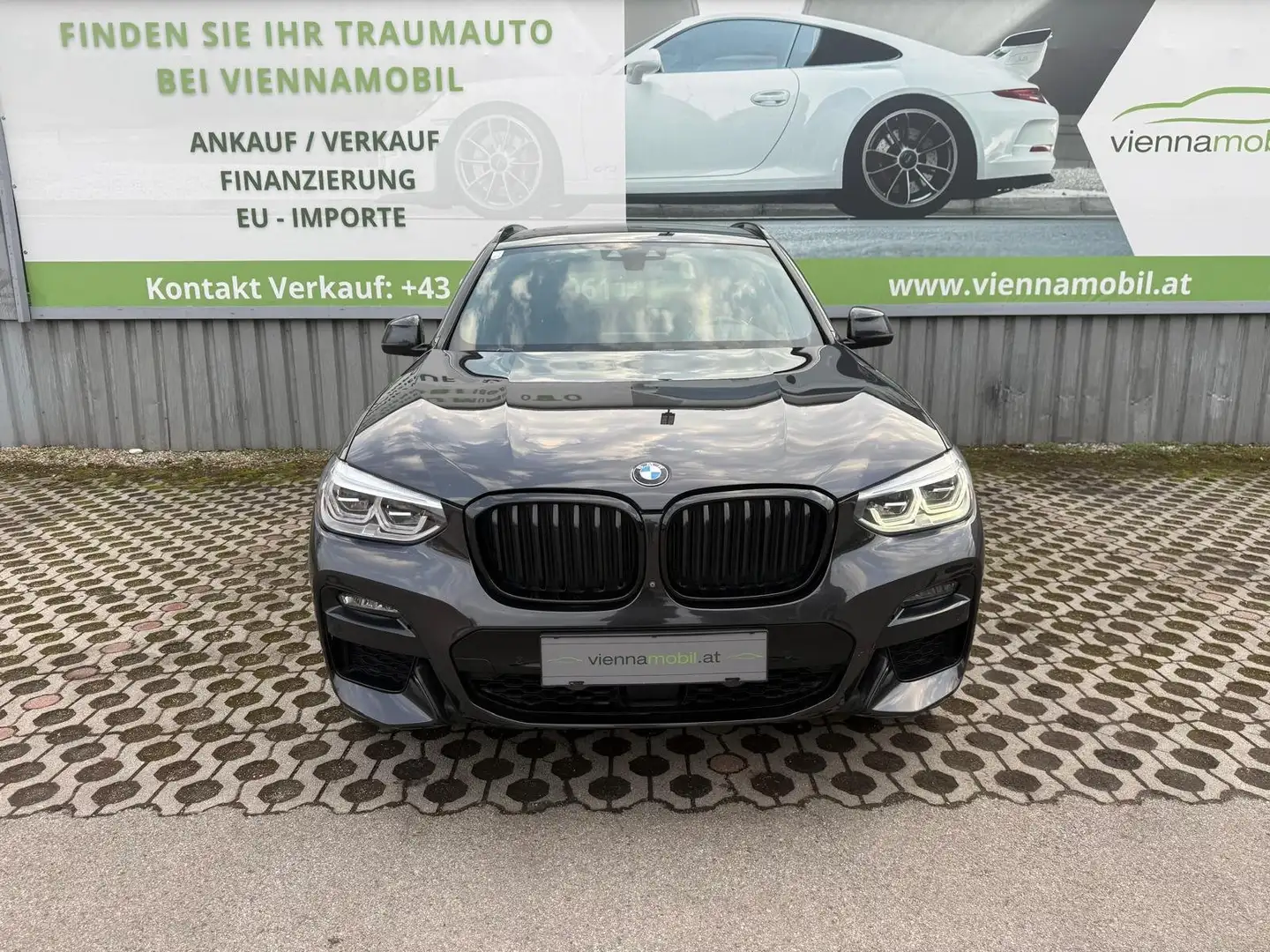 BMW X3 20d Xdrive M-Paket Grau - 2