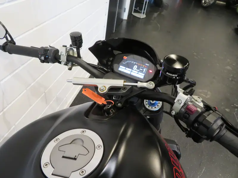 Ducati Monster 1200 - foto 5