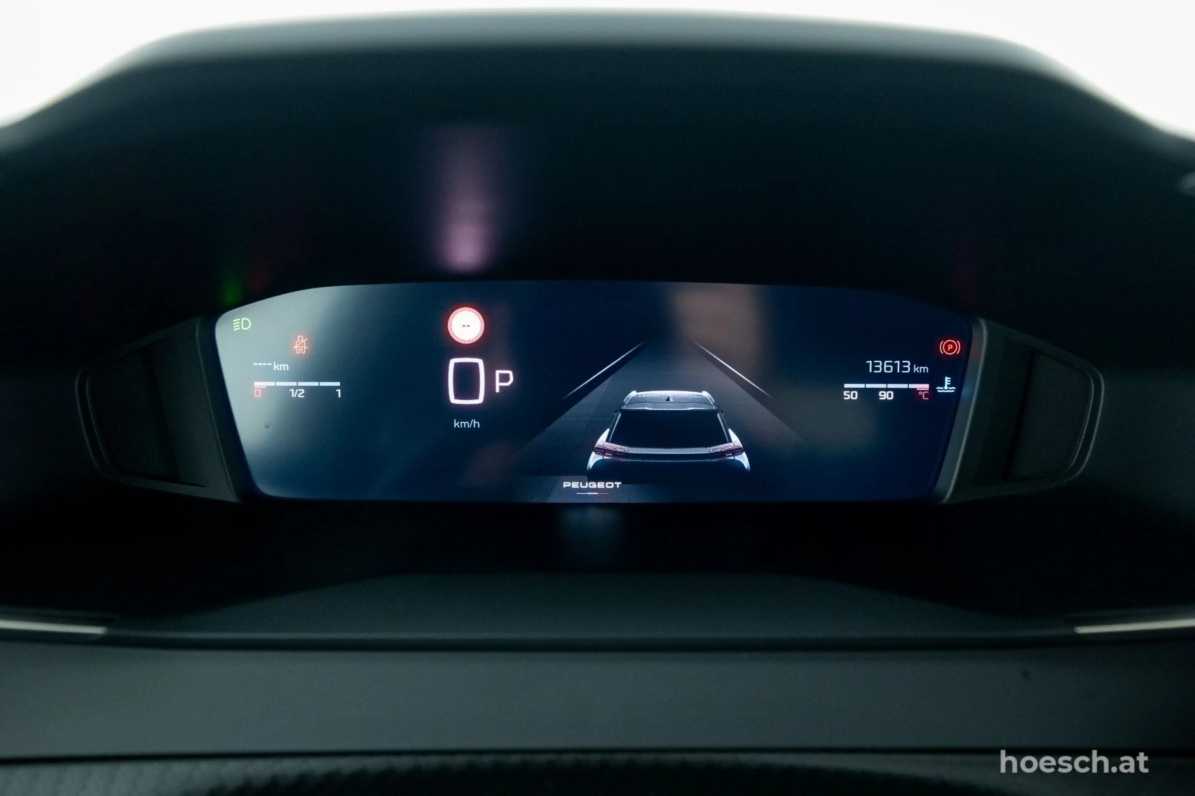 Peugeot 2008 Puretech 130 Allure Aut. NAVI ACC KAMERA ++ — photo 9
