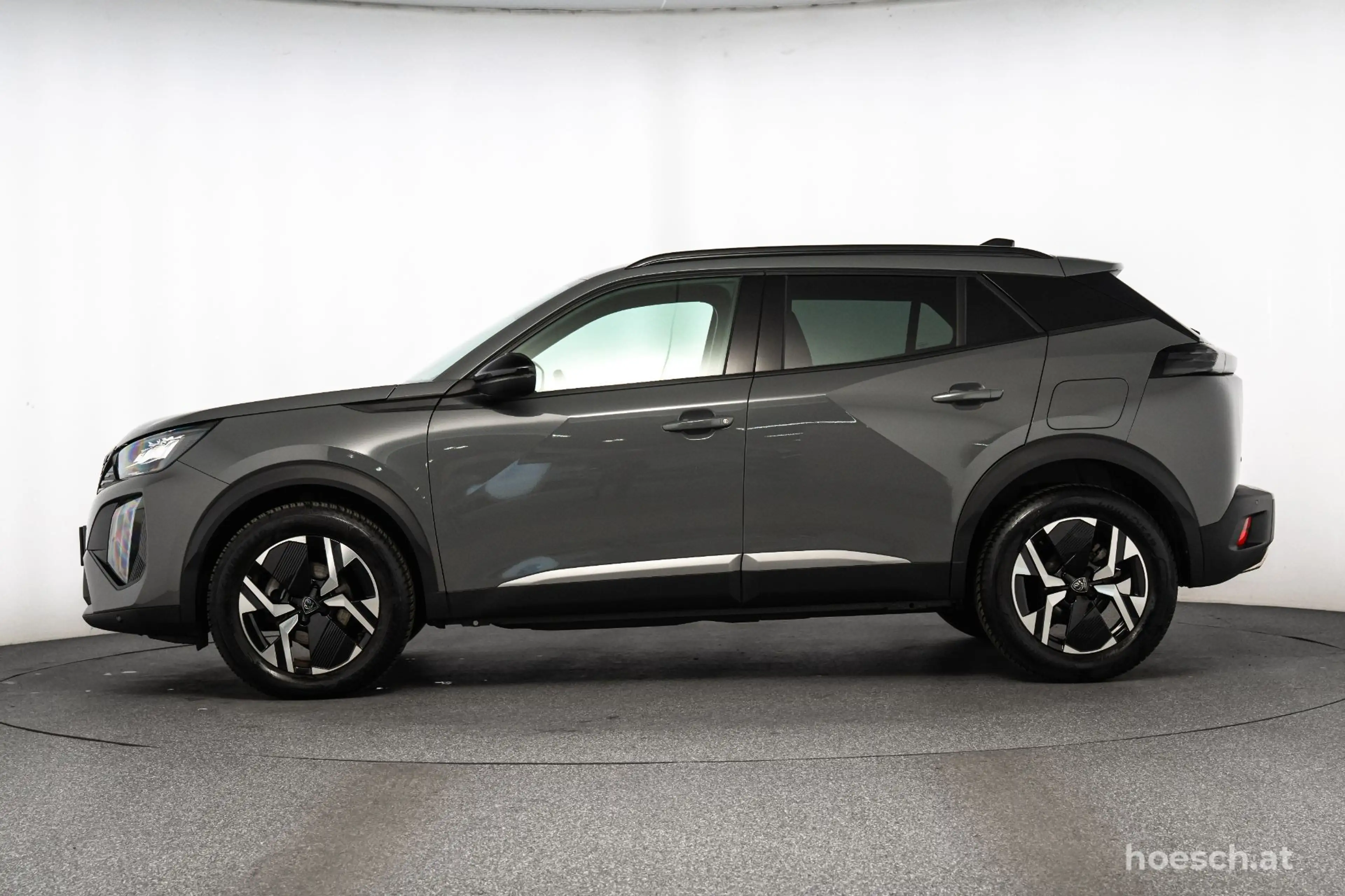 Peugeot 2008 Puretech 130 Allure Aut. NAVI ACC KAMERA ++ — photo 3
