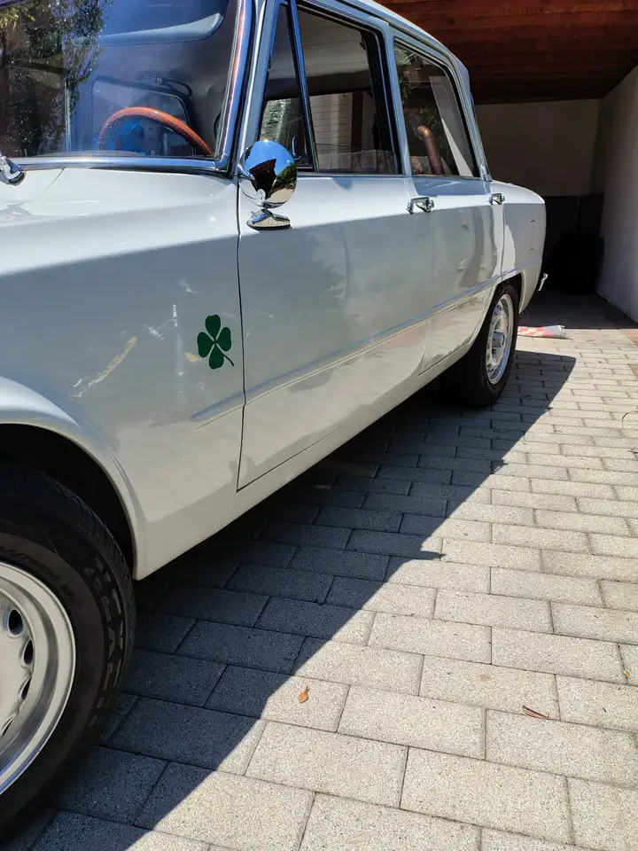 Alfa Romeo Giulia 1300 TI, foto 7