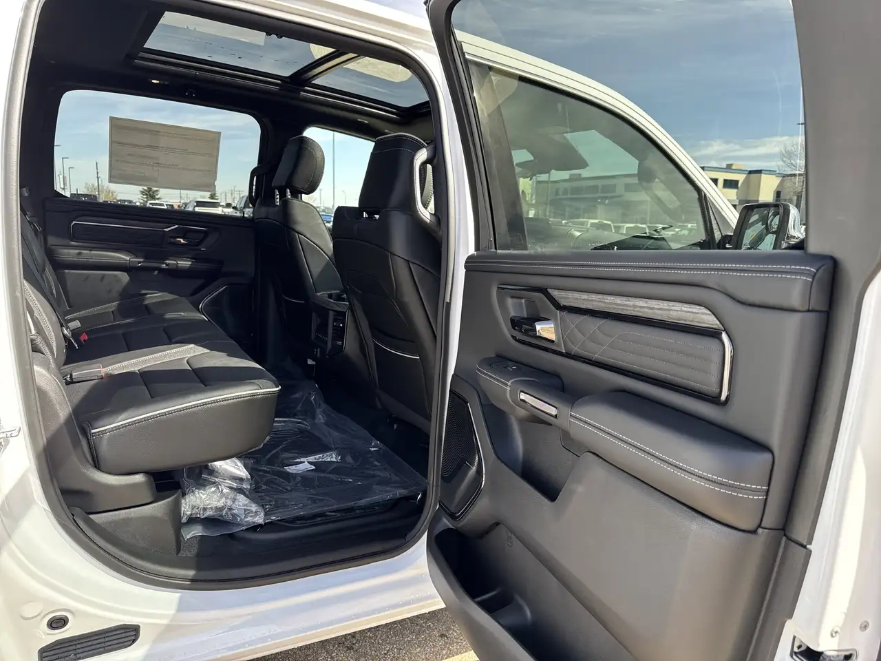 RAM 1500 photo RAM 1500