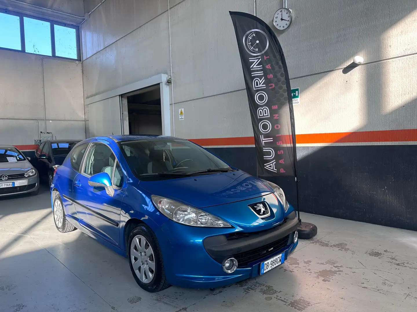 Peugeot 207 207 3p 1.4 hdi X-Line Blau - 1