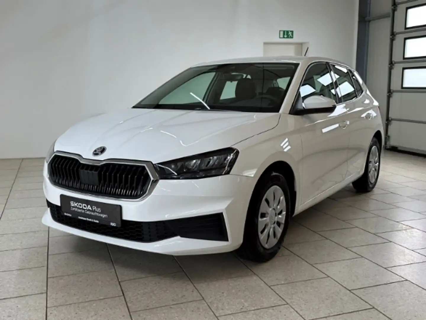 Skoda Fabia 1.0 Active Klima PDC DAB Freisprech Weiß - 2
