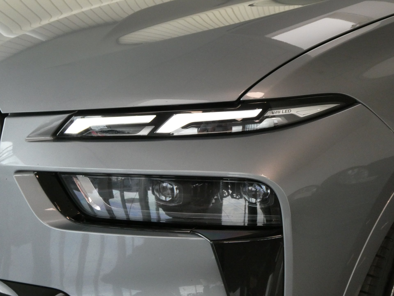 BMW X7 xDrive40d — photo 3