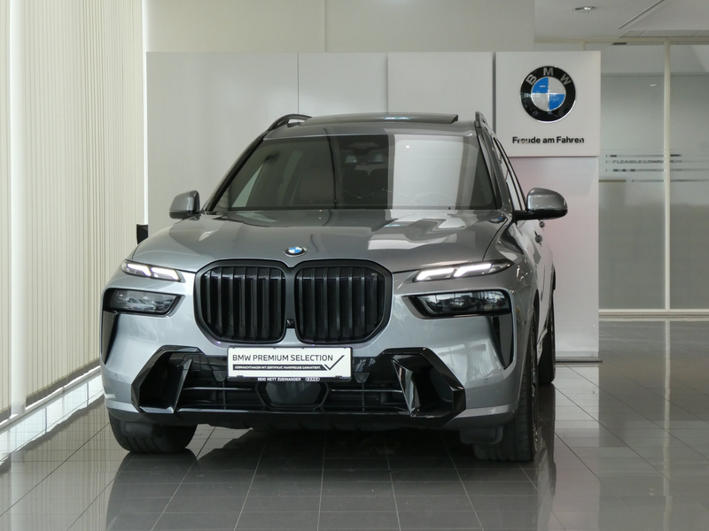 BMW X7 xDrive40d — photo 2