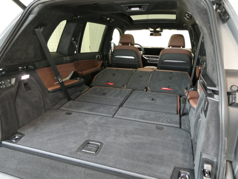 BMW X7 xDrive40d — photo 9