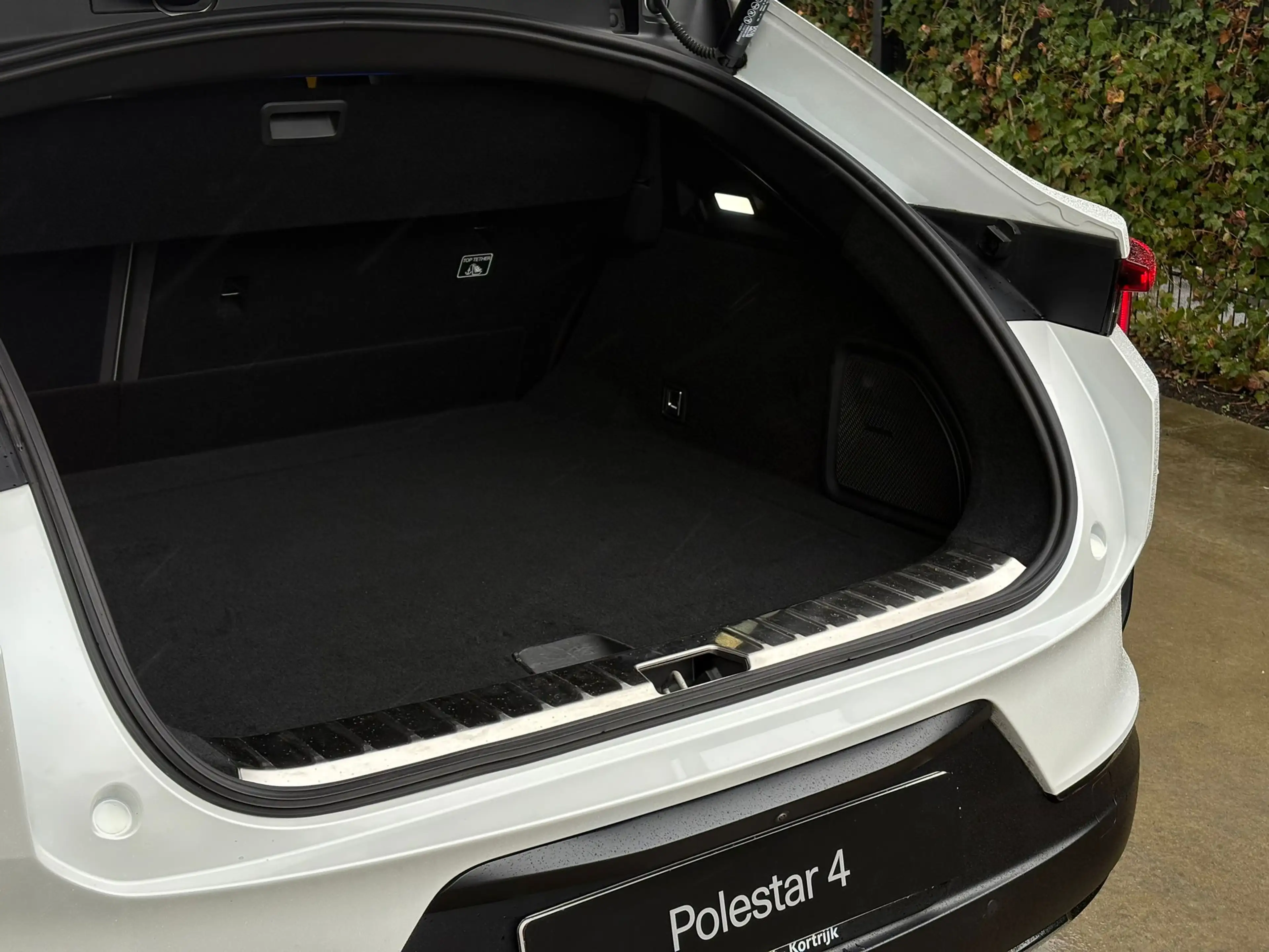 Polestar 4 Polestar 4 100 kWh Long Range Dual Motor — photo 13