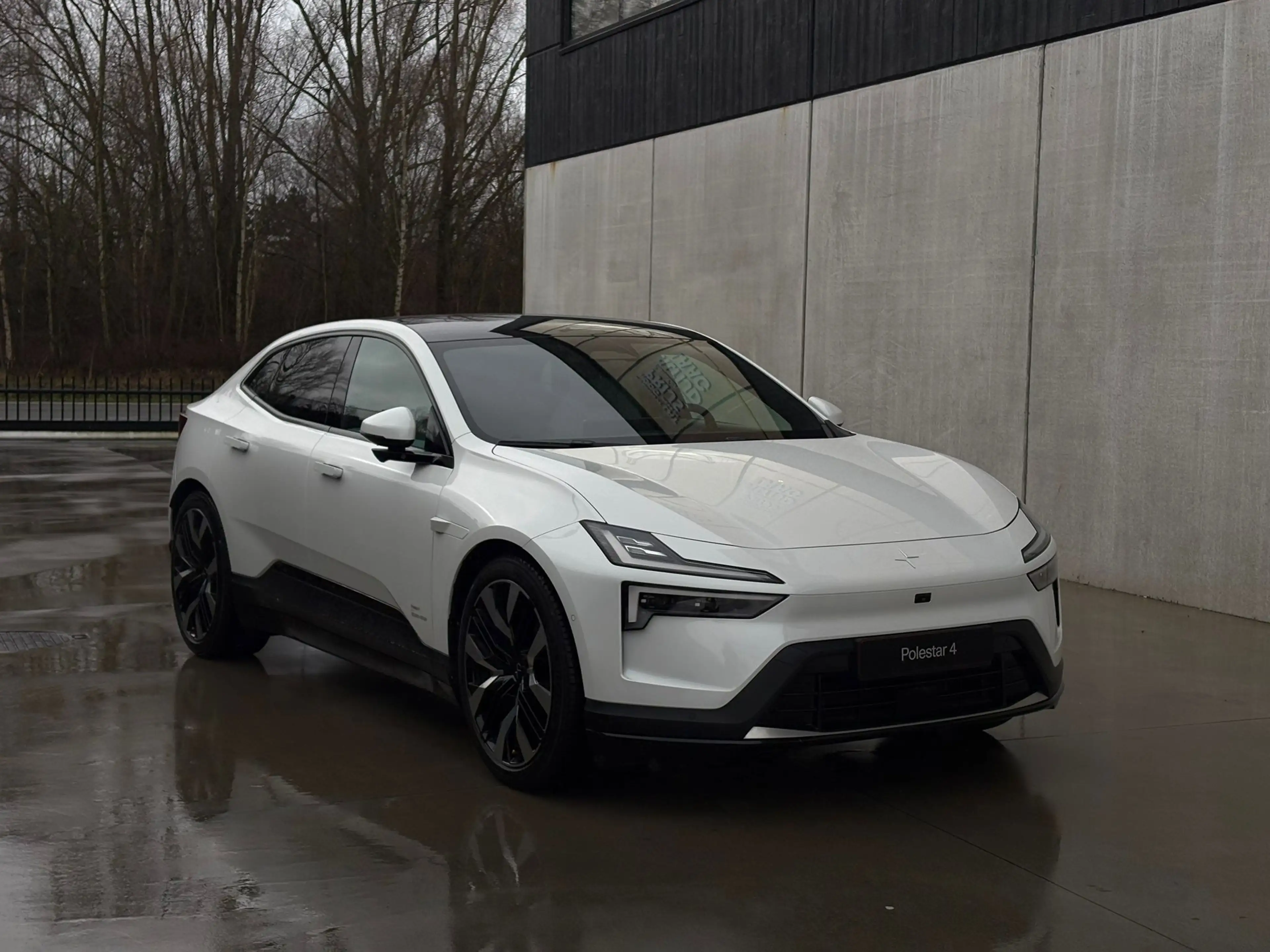 Polestar 4 Polestar 4 100 kWh Long Range Dual Motor