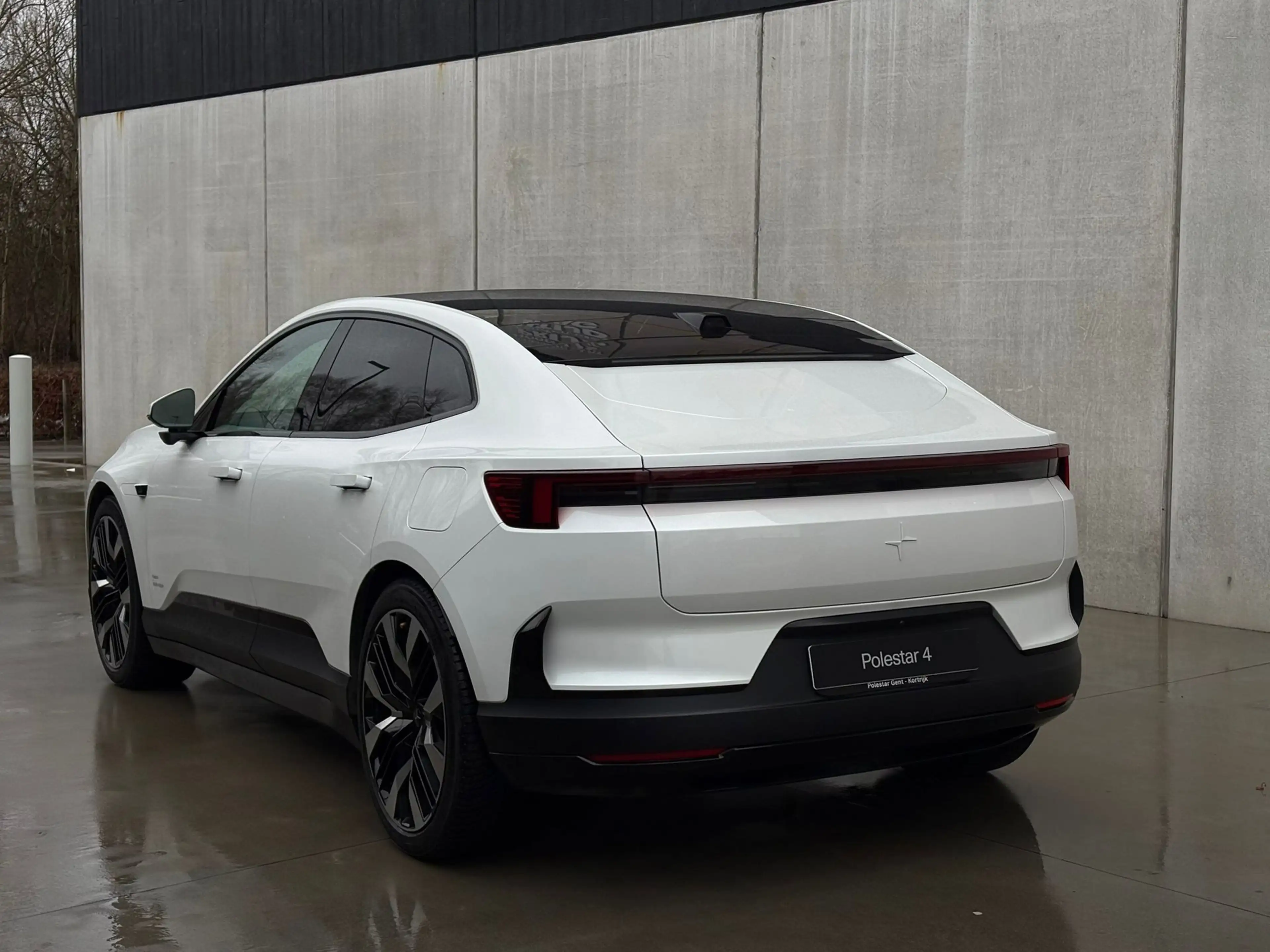 Polestar 4 Polestar 4 100 kWh Long Range Dual Motor — photo 3