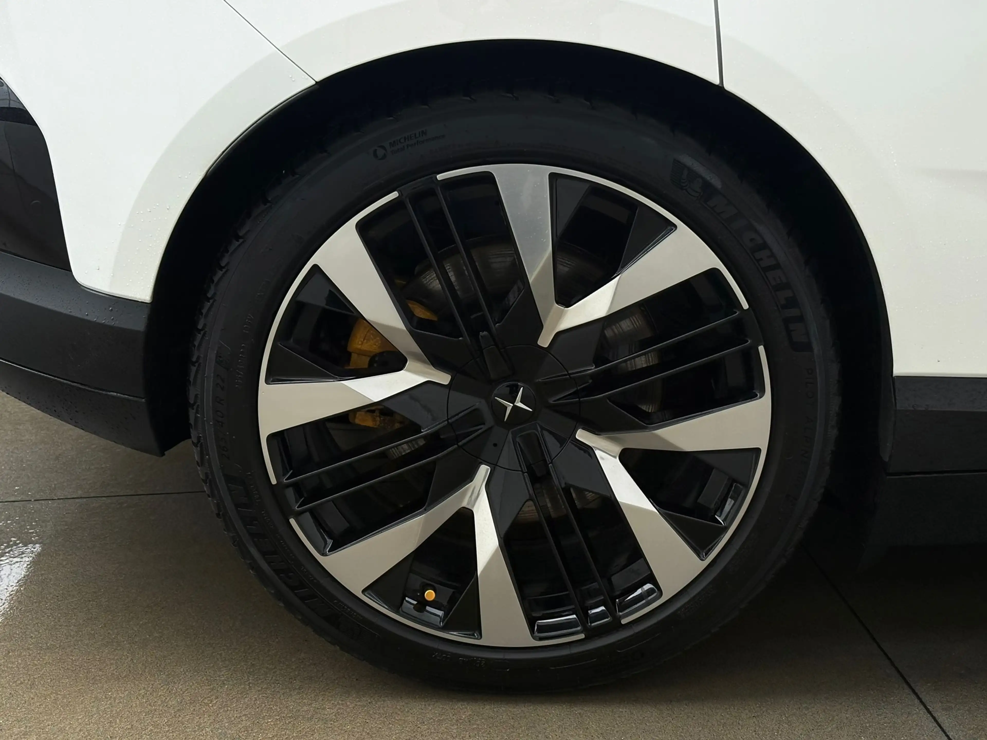 Polestar 4 Polestar 4 100 kWh Long Range Dual Motor — photo 10