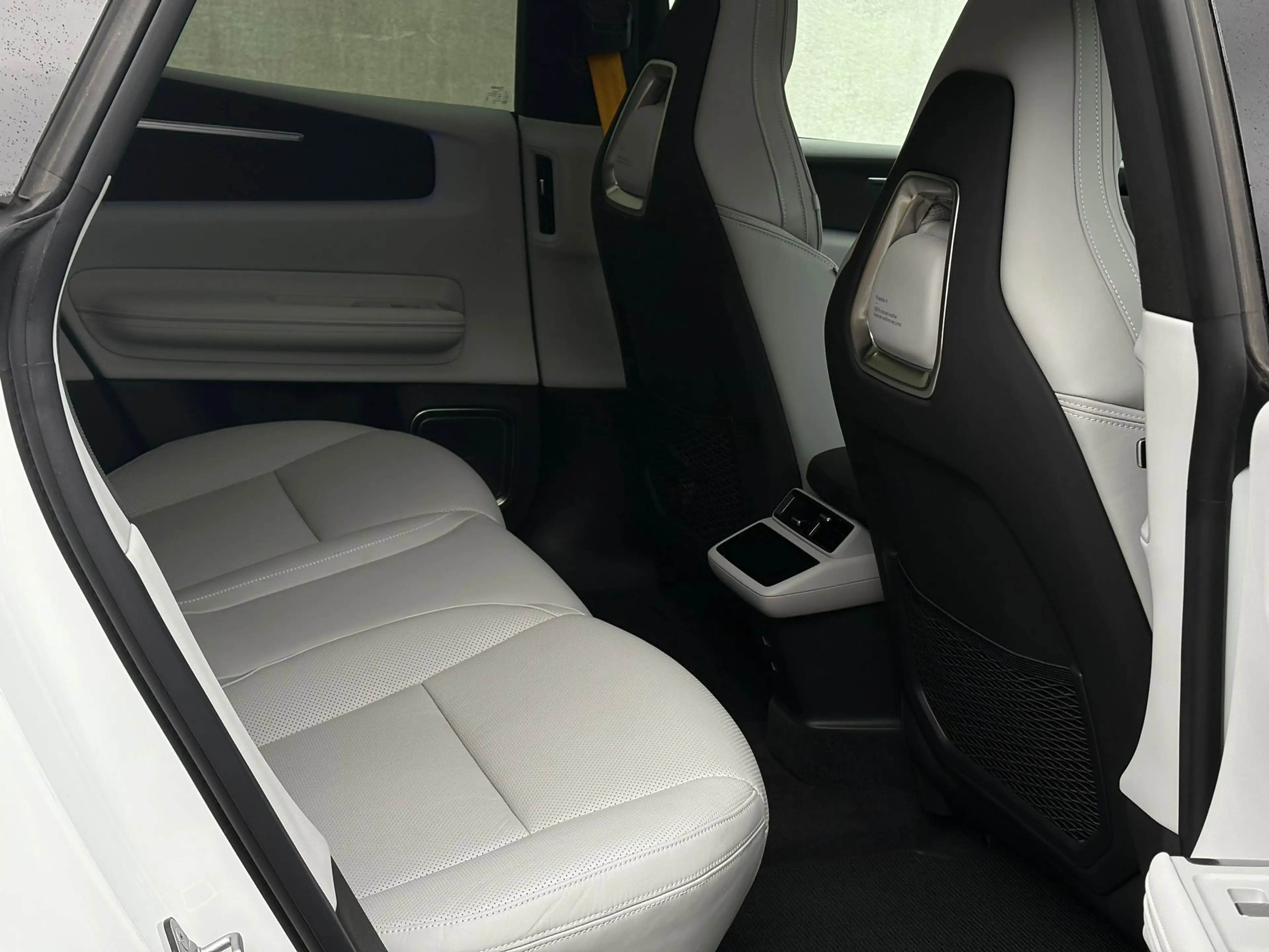 Polestar 4 Polestar 4 100 kWh Long Range Dual Motor — photo 5