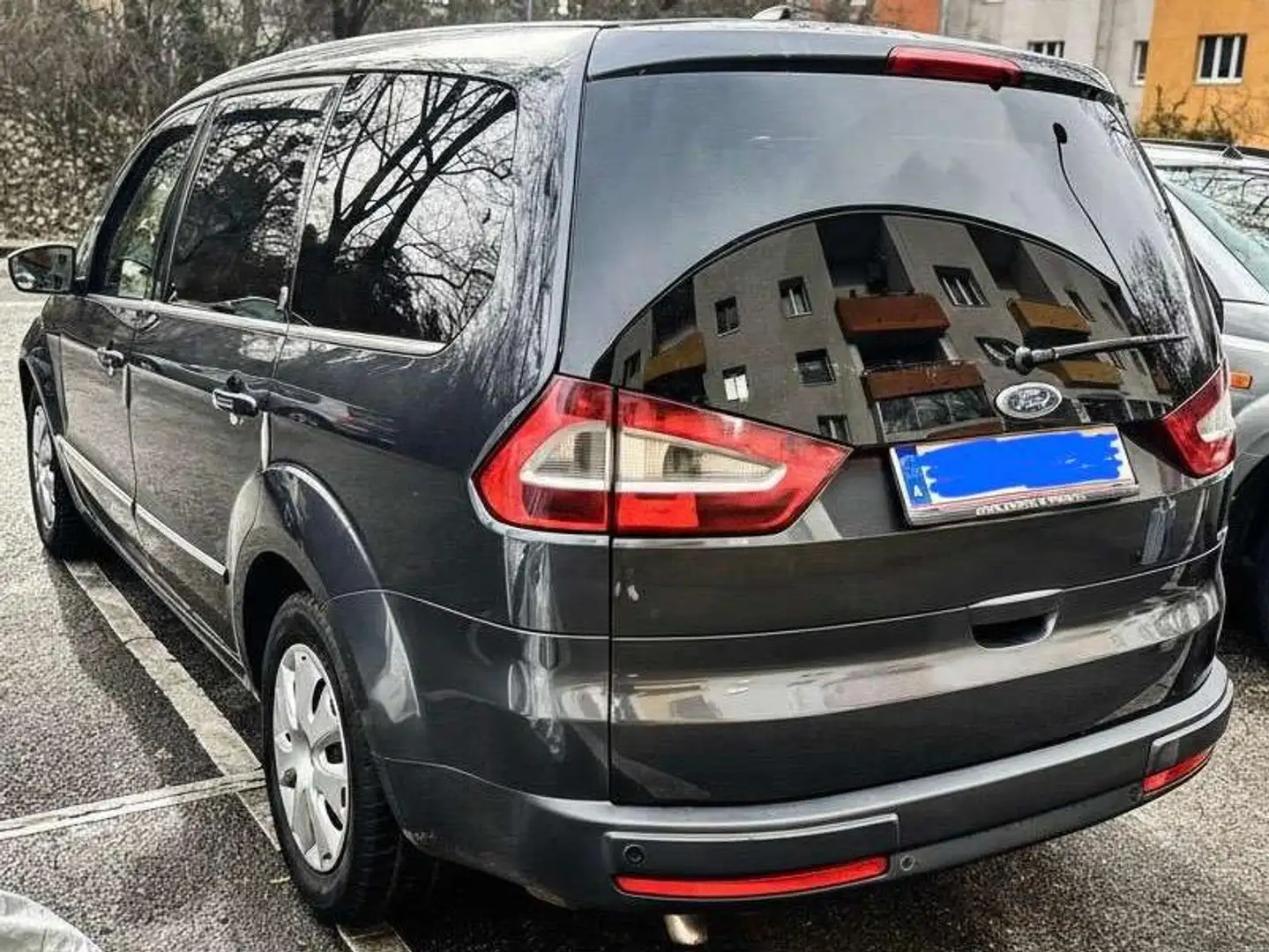 Ford Galaxy Galaxy Ambiente 2,0 TDCi DPF Aut. Ambiente Grau - 1