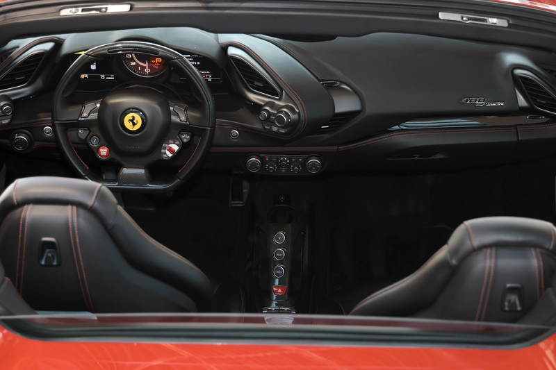 Ferrari — photo 15