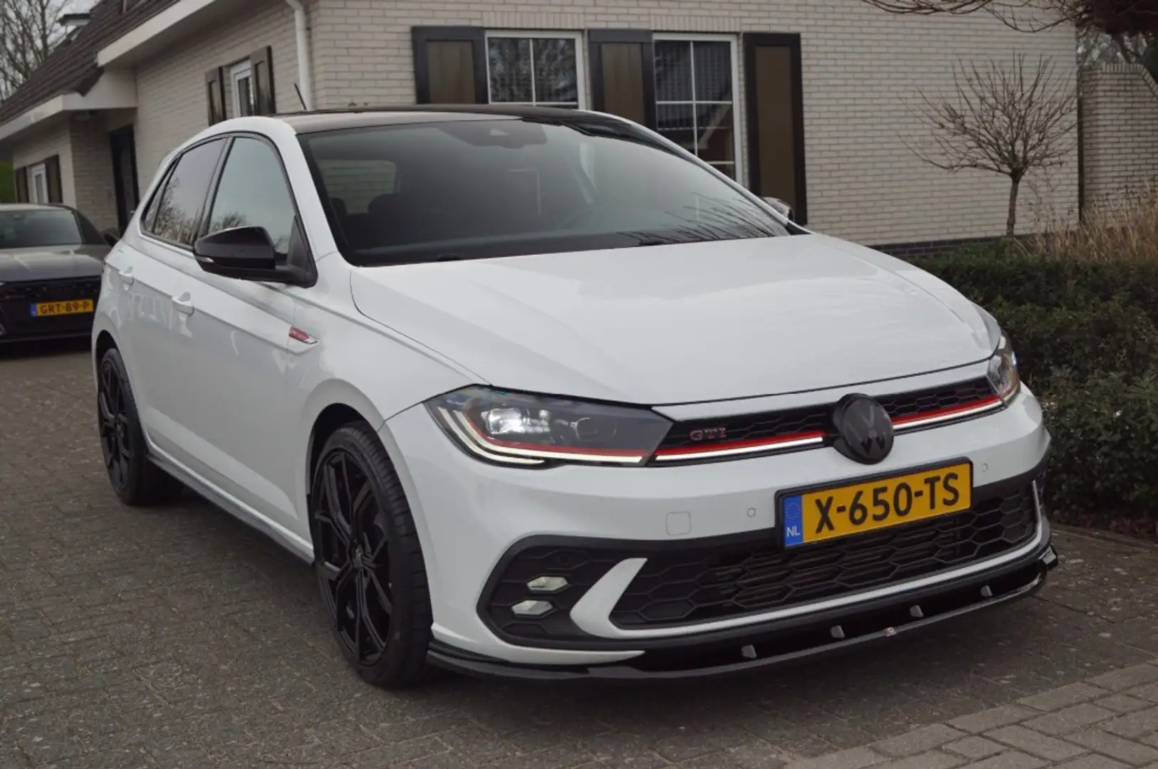 Volkswagen Polo GTI GTI 2.0 TSI (207pk) DSG IQ Light/Maxton/Navi/Virtu Wit - 1