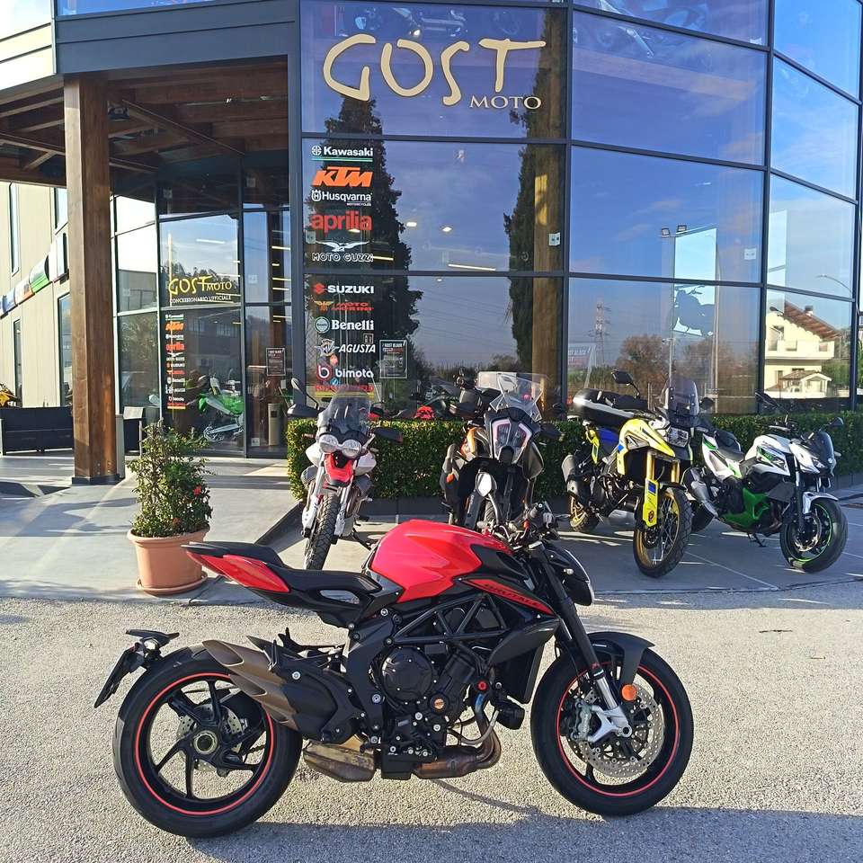 MV Agusta Brutale 800 800  Rosso