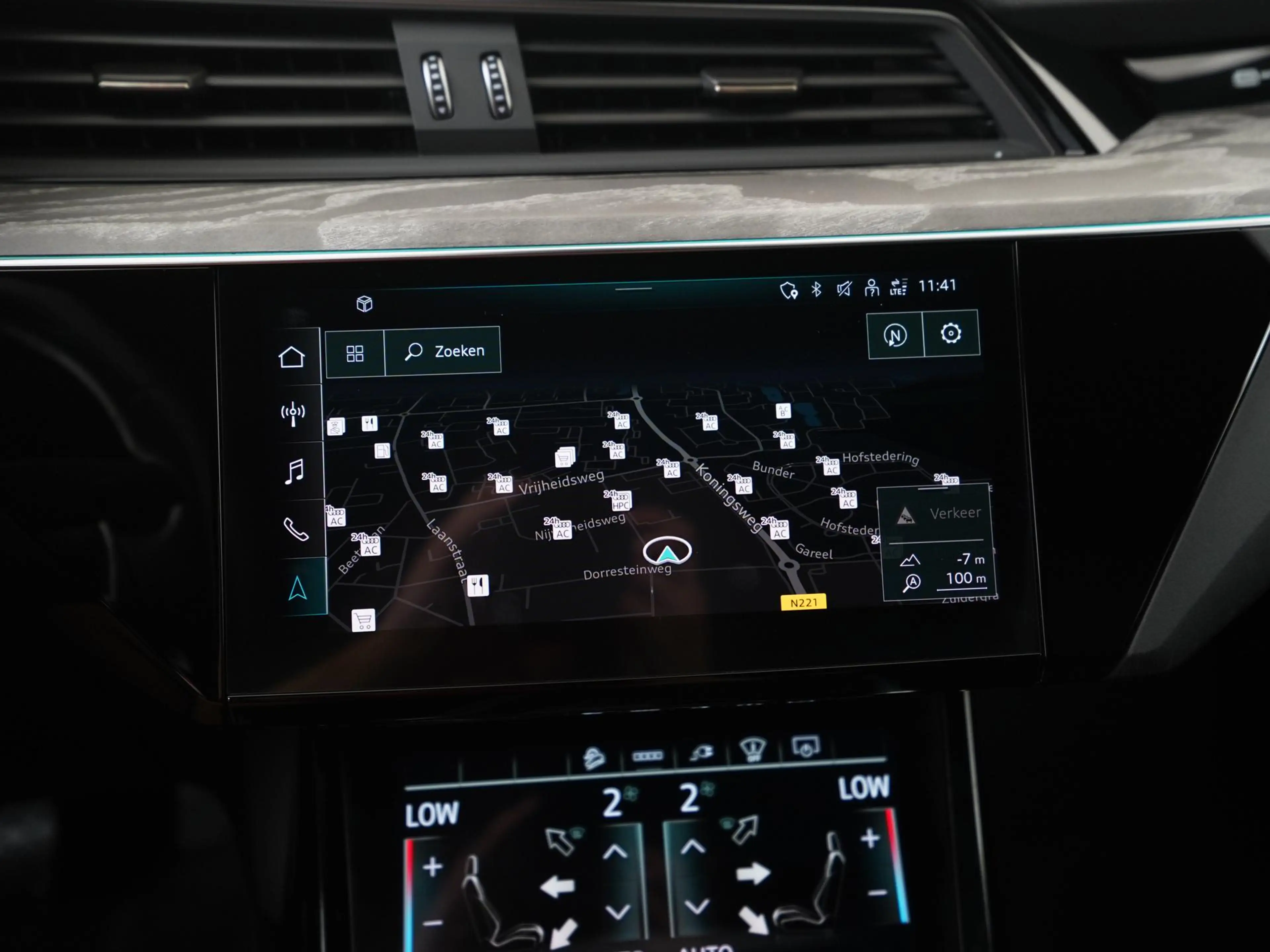 Audi e-tron 55 quattro S-Line Int. 95 kWh | SOH 91% | Panorama — photo 13