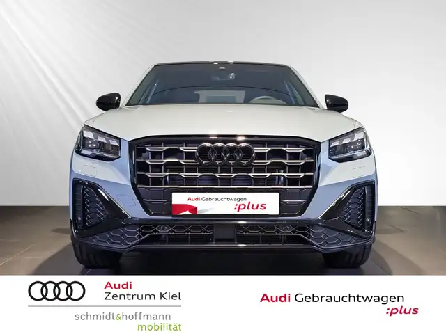 Audi Q2 view 2