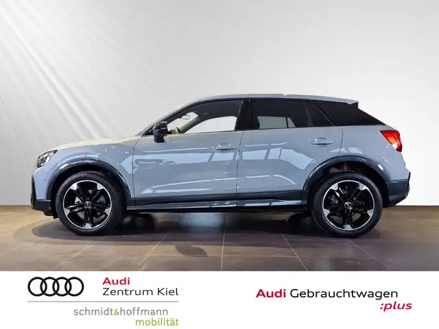 Audi Q2 view 3