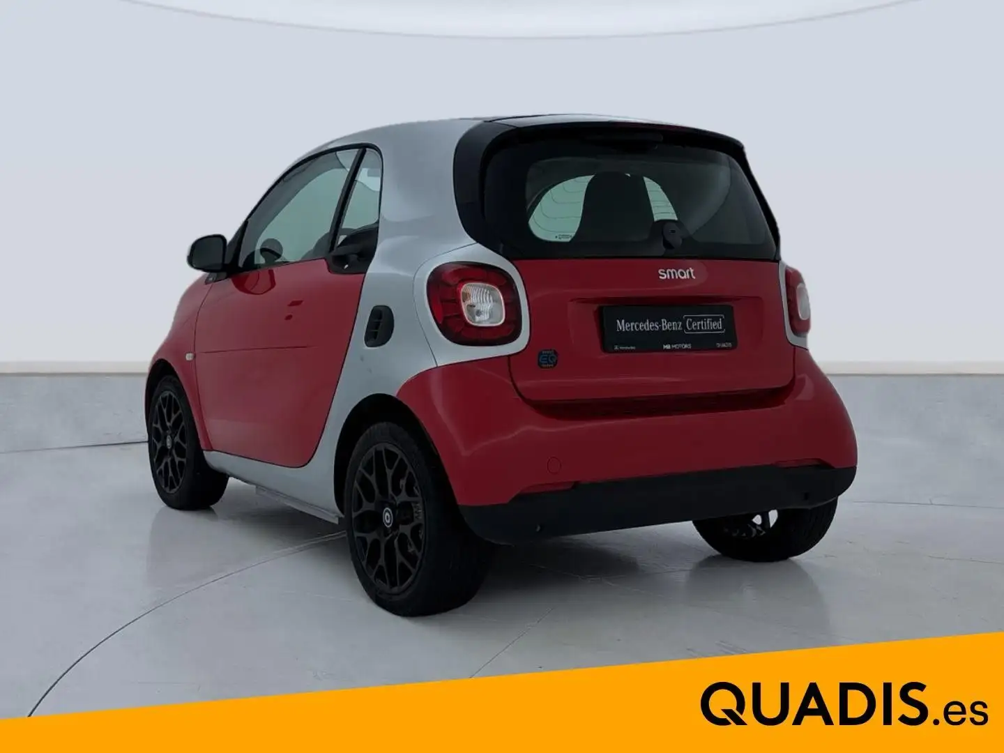 smart forTwo Coupé EQ Rot - 2