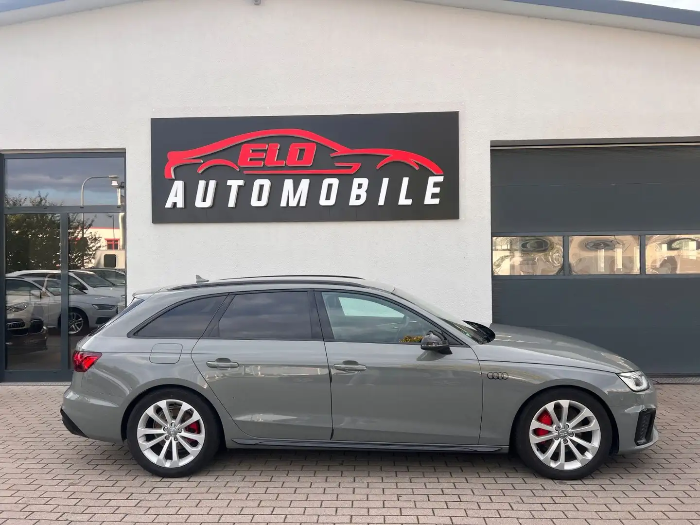 Audi A4 Avant 40 TDI Quattro Edition One* Business* Grau - 2
