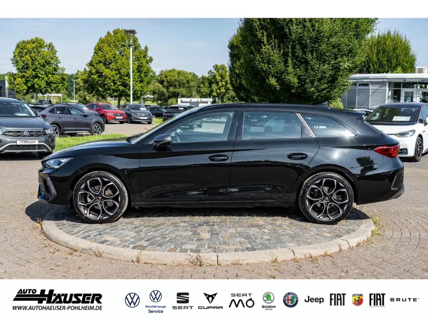 CUPRA Leon Sportstourer 1.5 eTSI DSG AHKV EL HECKKL. NAVI KAM Schwarz - 2