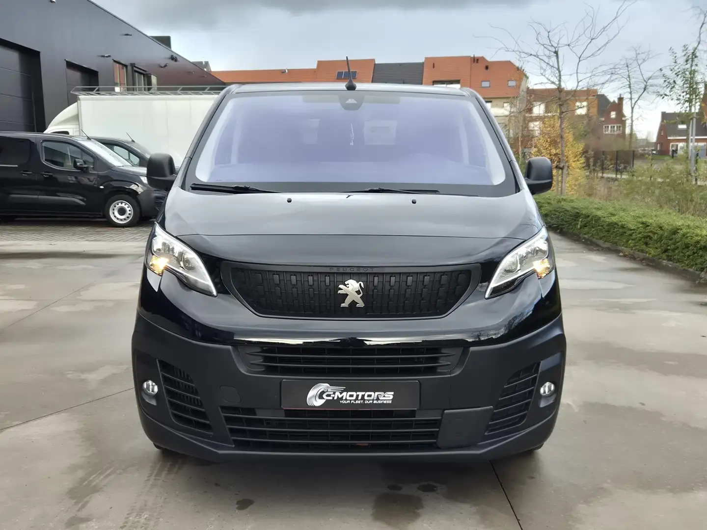 Peugeot Expert Dubbele Cabine 6pl 2.0 BlueHDi 145 MAN6 Zwart - 2