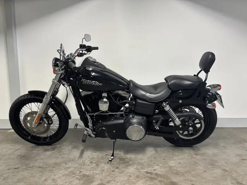 Harley-Davidson Dyna Street Bob - foto 5