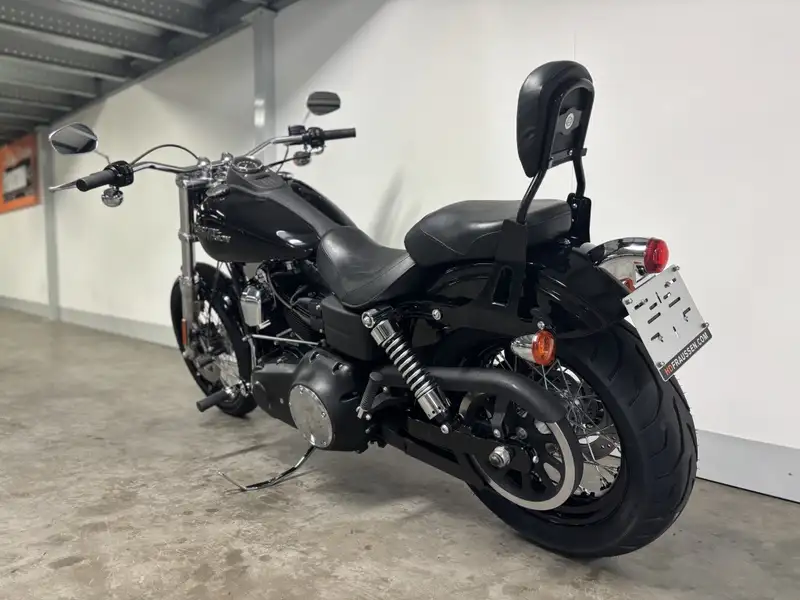 Harley-Davidson Dyna Street Bob - foto 6