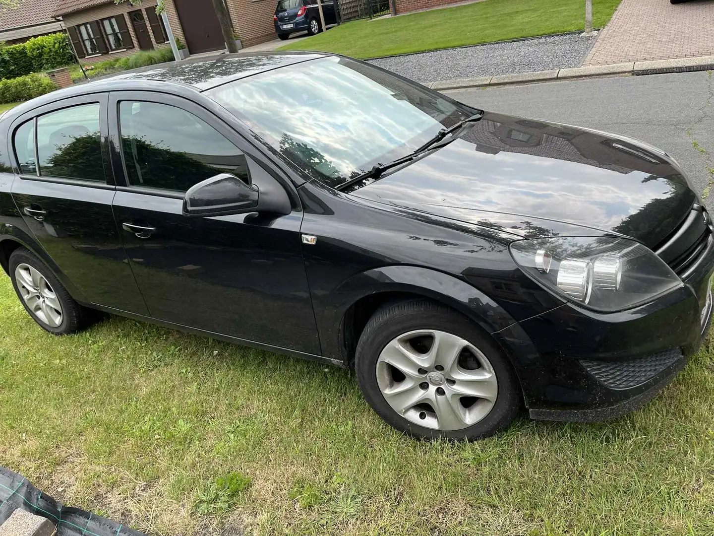 Opel Astra Astra 1.6 Edition Zwart - 1