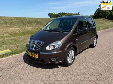 1.4i 16V Gold S&S Airco Trekhaak 2 sleutels City S