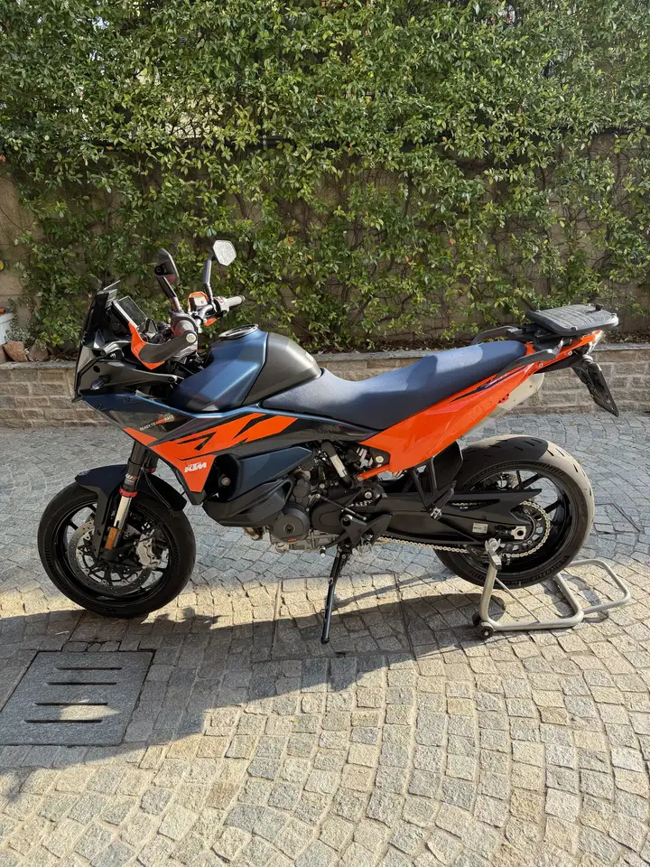 KTM 890 SMT