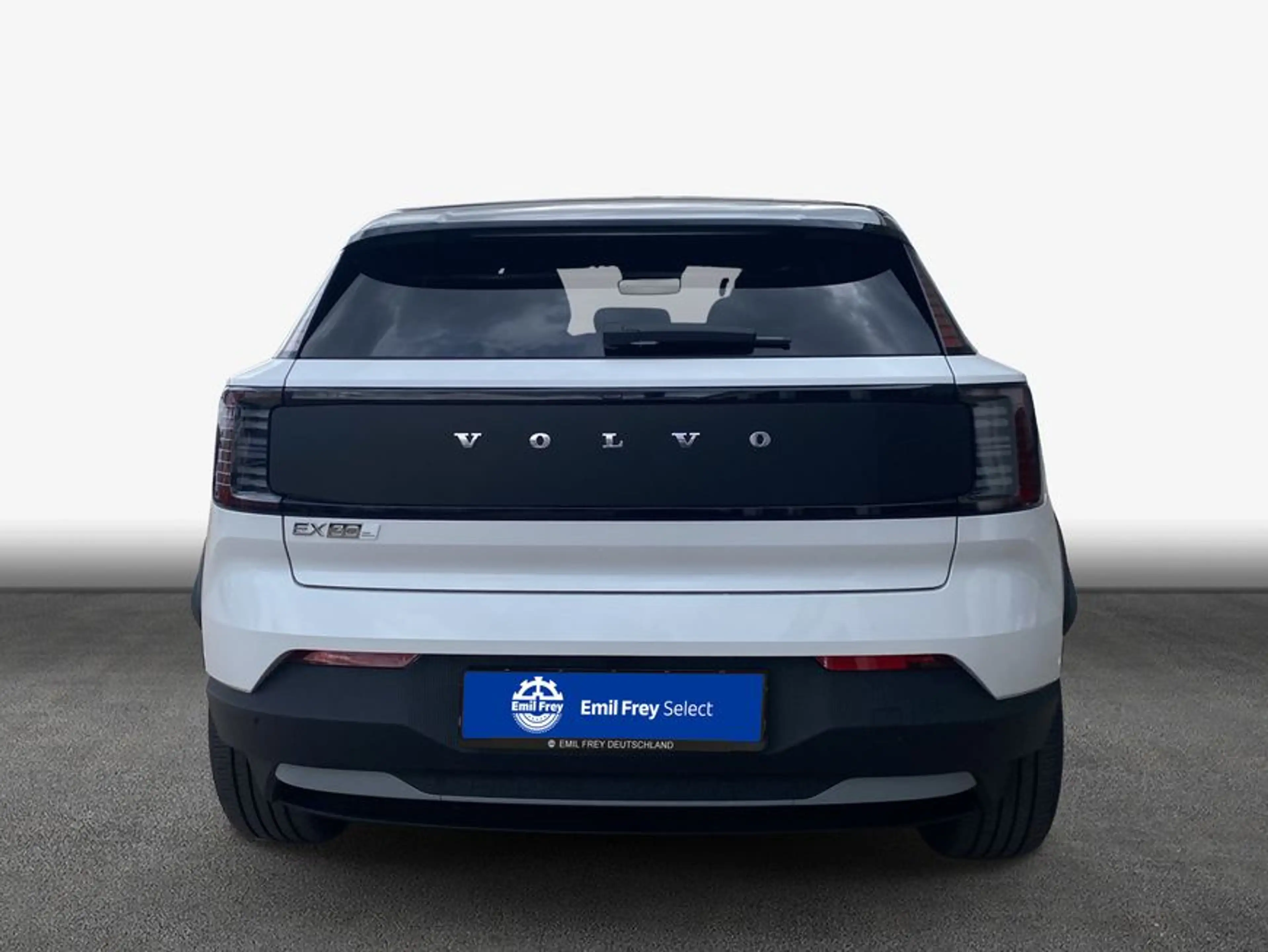 Volvo EX30 TwinMotor Performance AWD Cross Country Ultra — photo 6