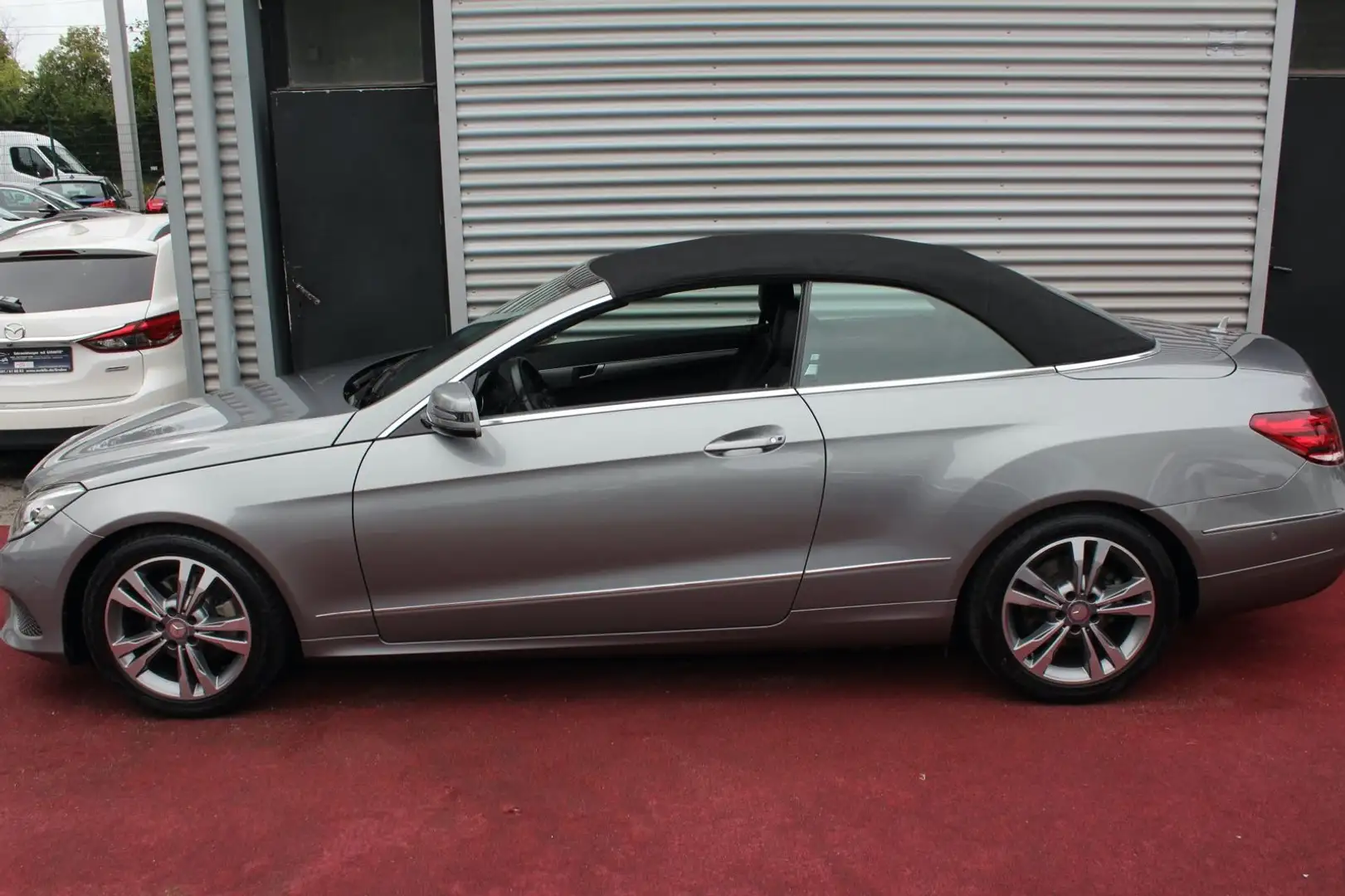 Mercedes-Benz E 200 CARBIO AUTOMATIK KLIMA NAVI LEDER LED Silber - 2