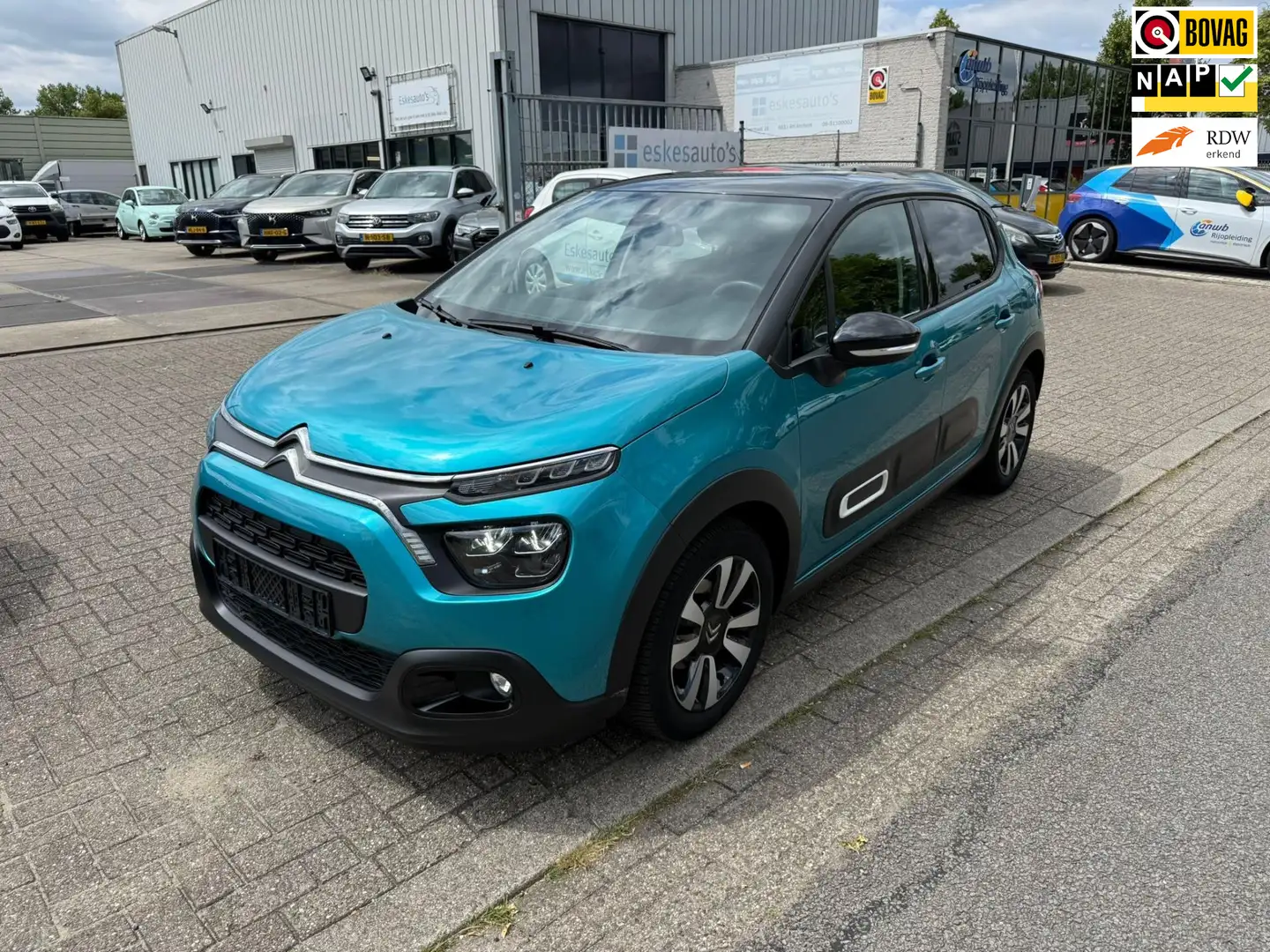 Citroen C3 1.2 PureTech Feel, Facelift, Navi, 12 mnd garantie Bleu - 1