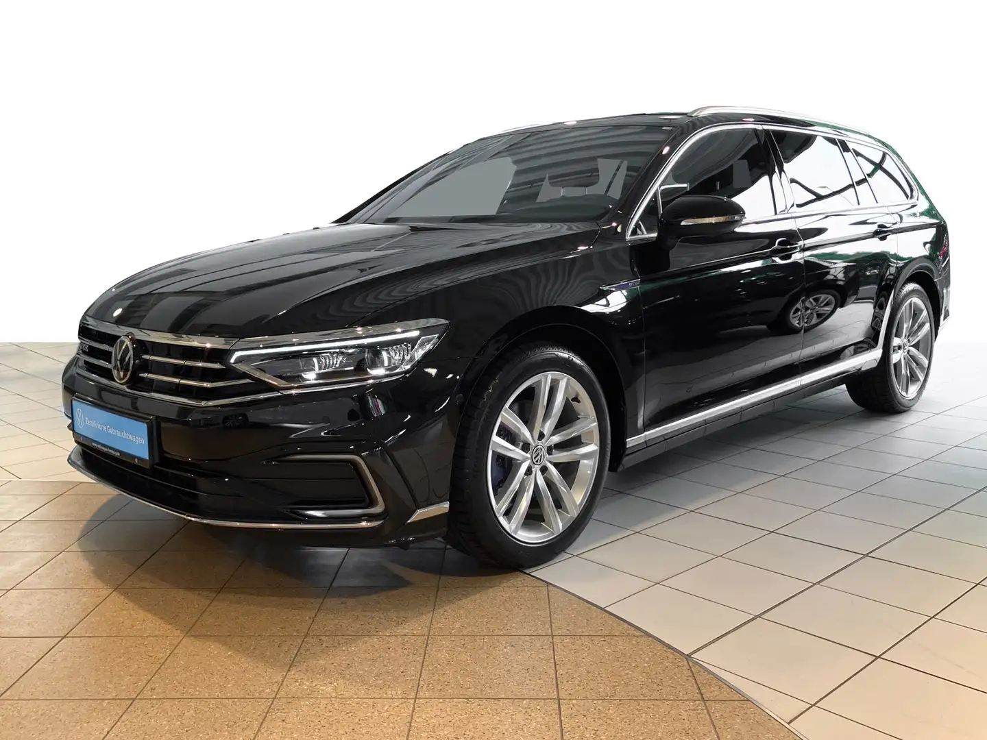 Volkswagen Passat Variant 1.4 TSI GTE DSG AHK PDC Klima Nav Zwart - 2