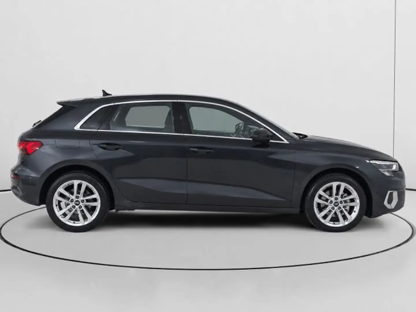 Audi A3 Sportback 30 TFSI Advanced S tronic Gris - 2