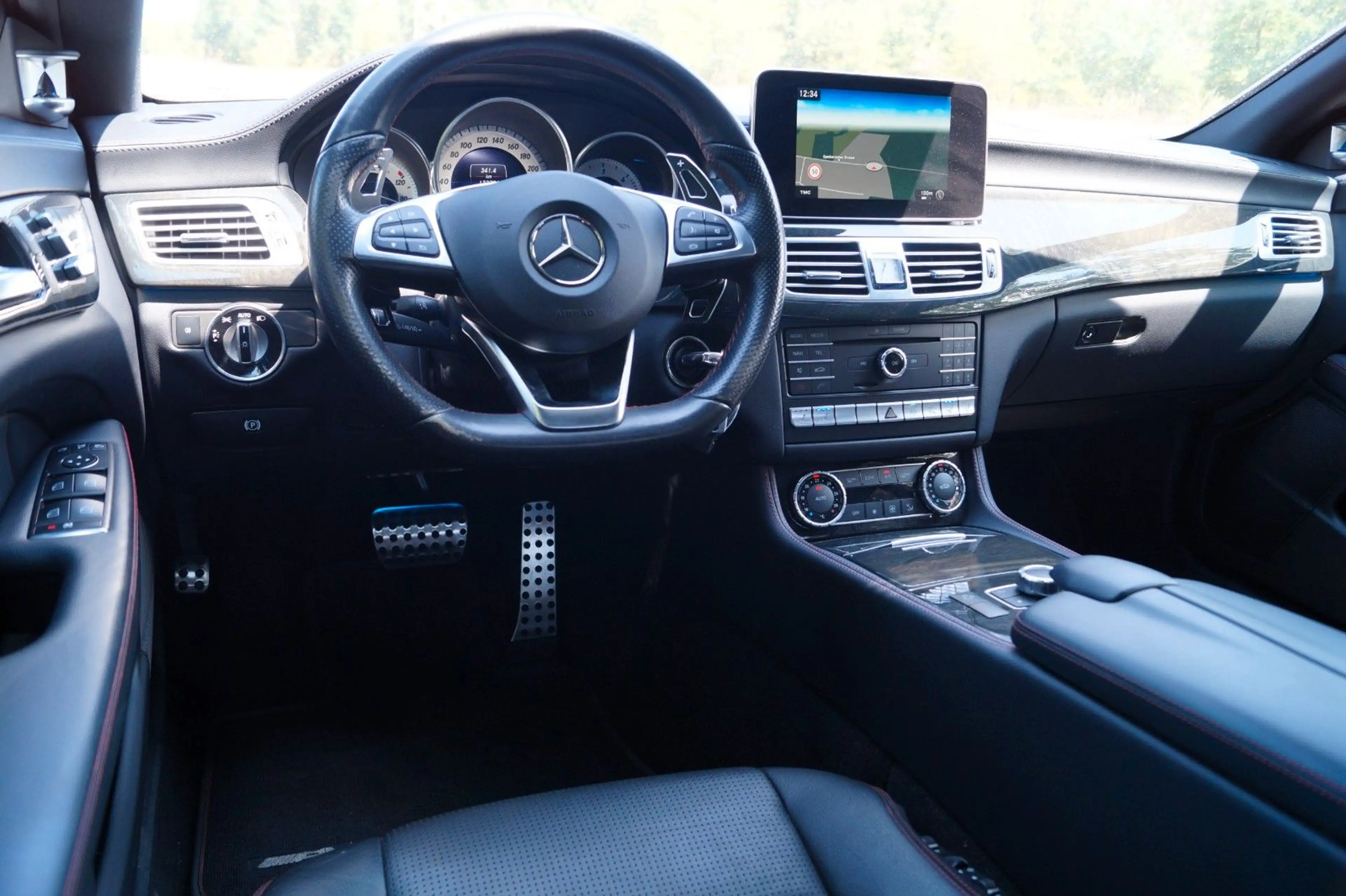 Mercedes-Benz CLS 350 BlueTec / d 4Matic/ Euro 6/ SHZ~Klima — photo 14