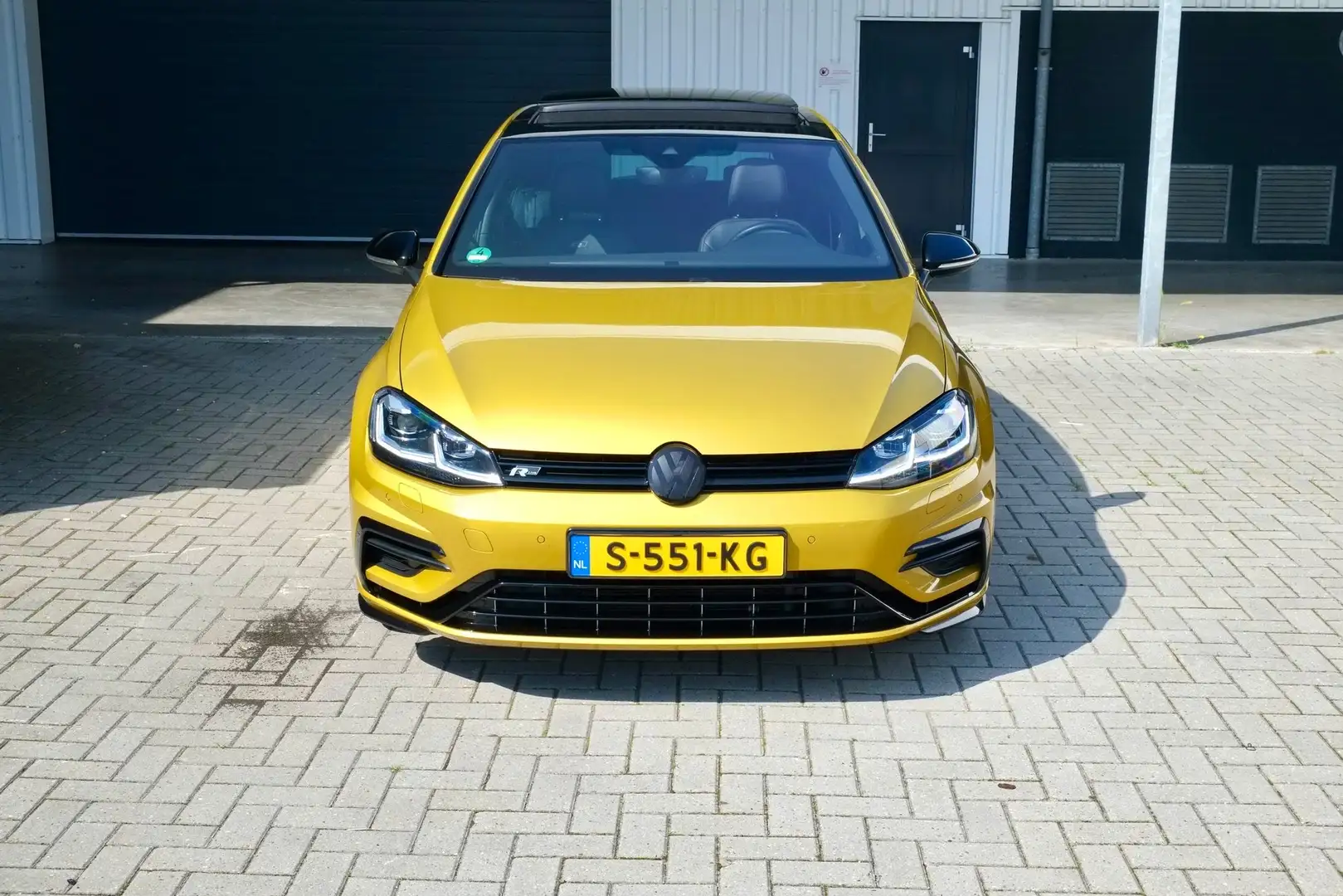 Volkswagen Golf 3x R-Line 1.5 TSI 180pk | Pano | Virtual Cockpit Geel - 2