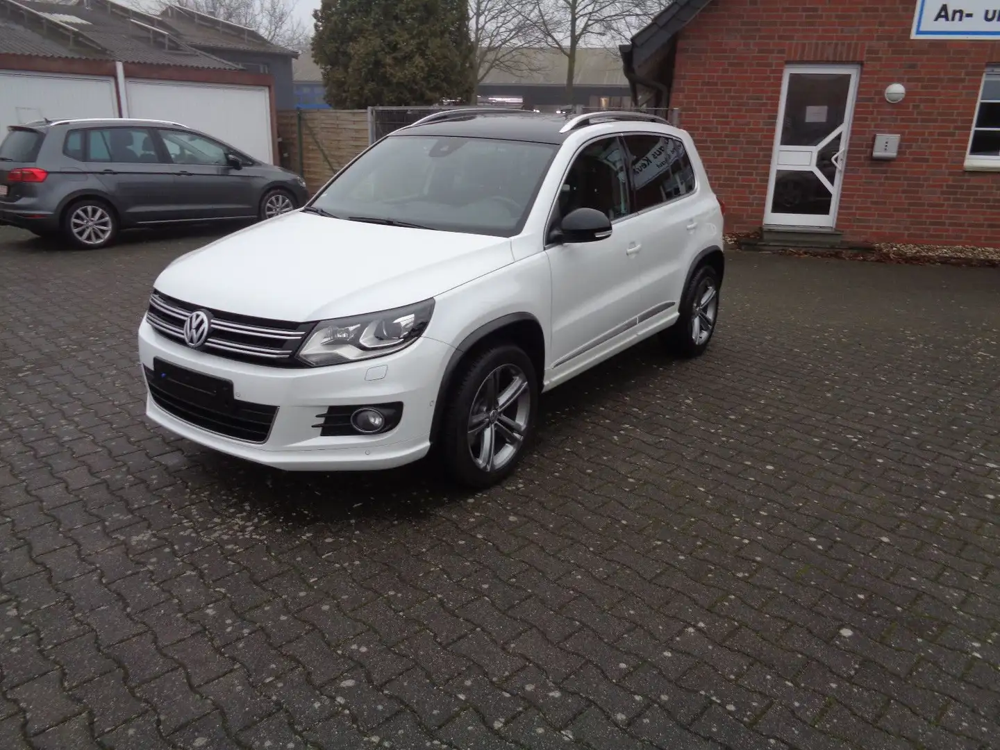 Volkswagen Tiguan CityScape BMT, AHK, Xenon, 18 " Ganzj., P Blanc - 1