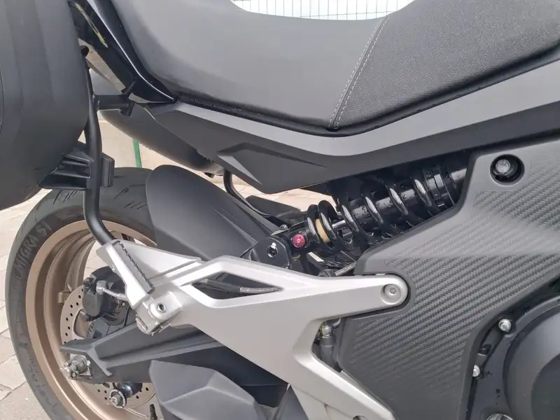 CFMOTO 700 MT - foto 6