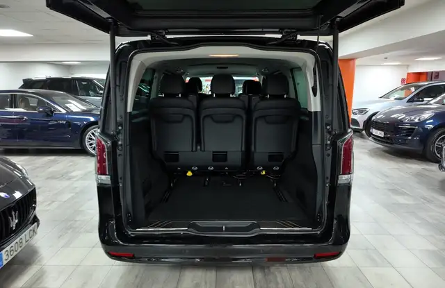 Mercedes-Benz V 300 view 7