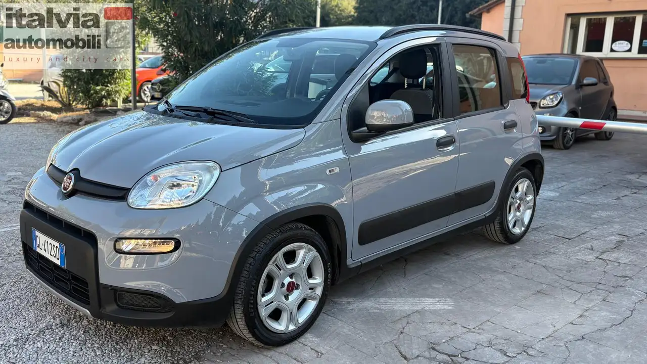 Fiat Panda 1.0 FireFly 70cv S&S Hybrid 32.417KM ITALIANA AZIENDALE -PROMO FINANZIAMENTO- 12 MESI DI GARANZIA