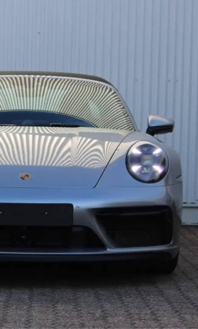 Porsche 992 Targa 4 GTS PDK Plateado - 1