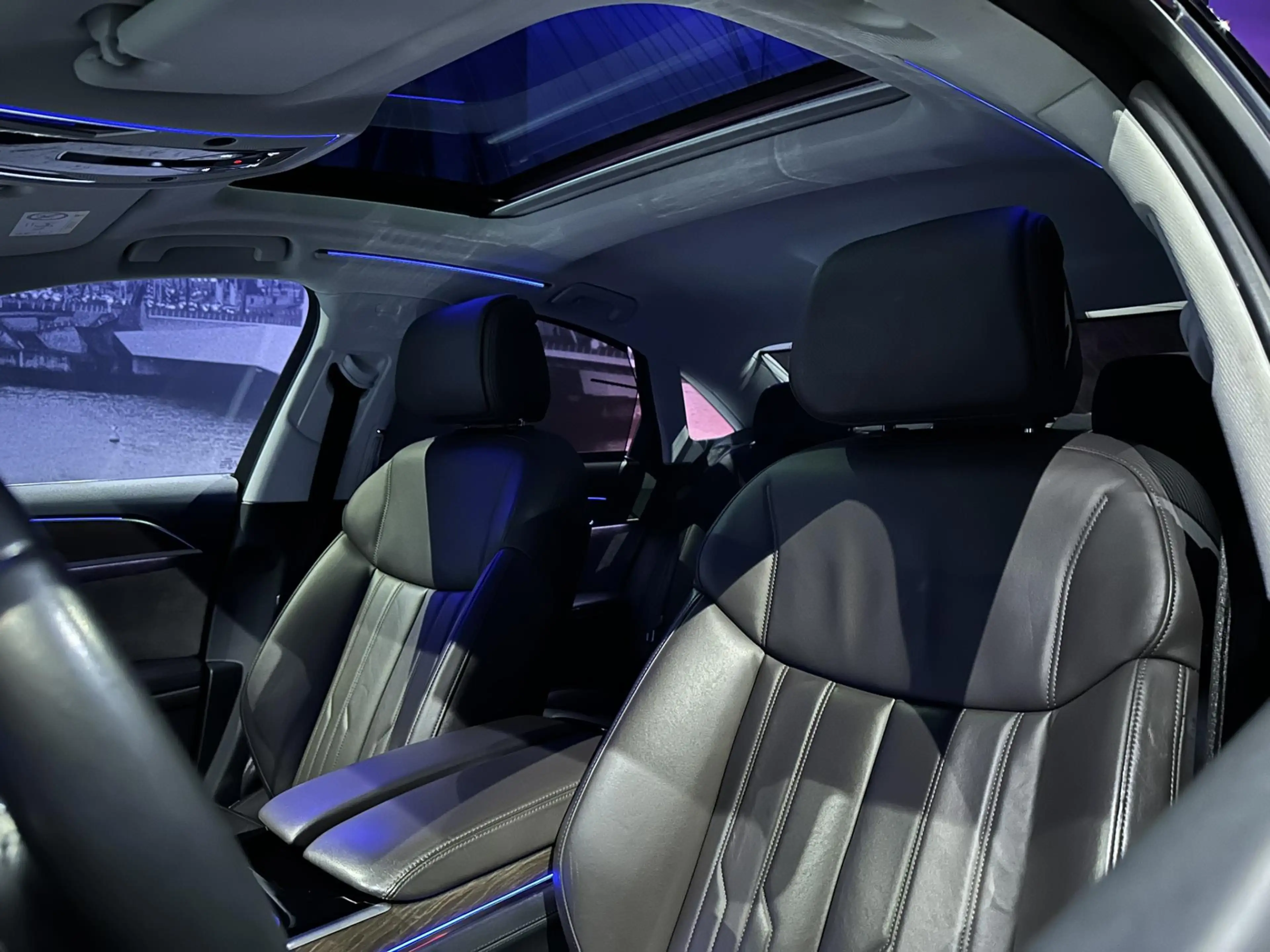 Audi A8 55 TFSI quattro Pro Line Plus *NL-auto*B&O*360came — photo 17