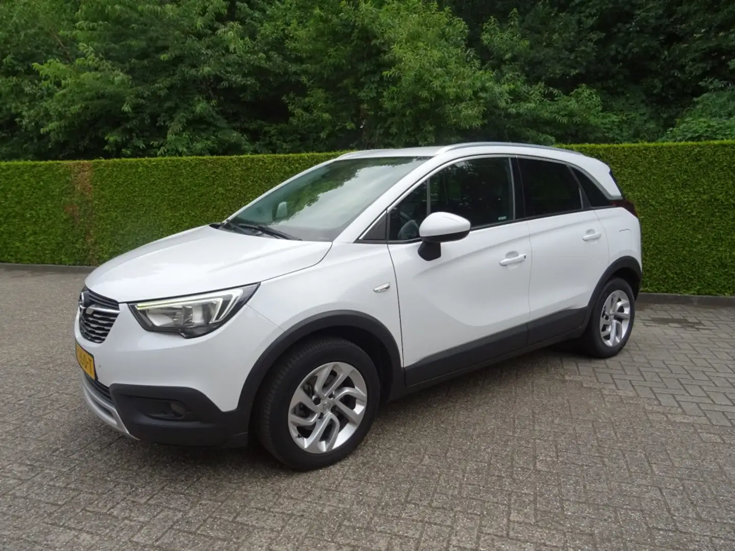 Opel Crossland X 1.2 T. INNOVATION CLIMA NAVI BLUETOOTH PDC LICHTME Blanc - 1